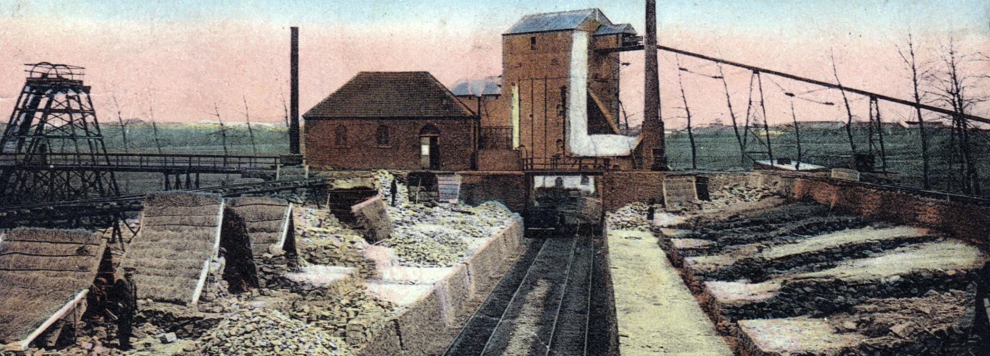 Carrière Vandevelde - chantier de taille - Archives du Cercle archéologique de Lessines Carrière Vandevelde - chantier de taille
